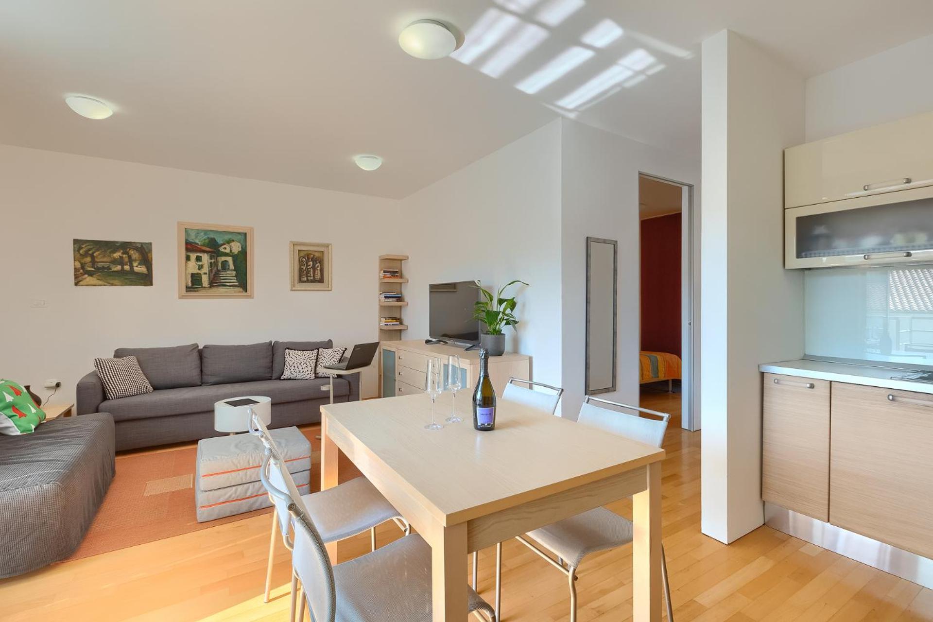 Lungo Mare Apartmán *